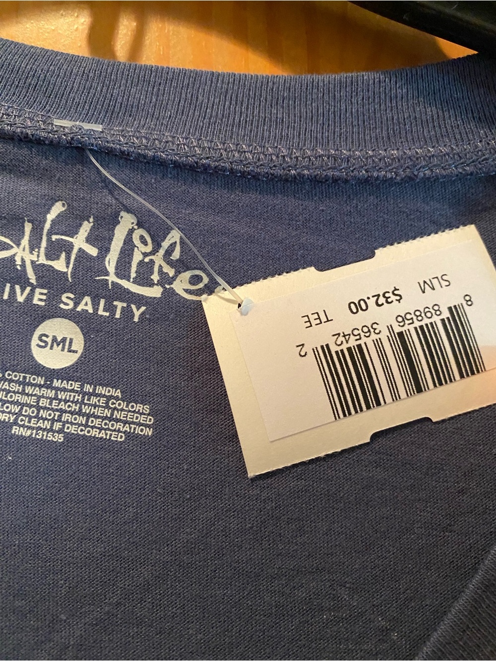 Salt Life Take It Easy Steel Blue Long Sleeve V-Neck T-Shirt NWT S - Picture 6 of 6